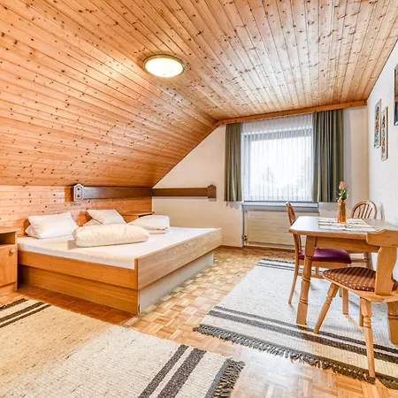 Vendégház Hecht 3*